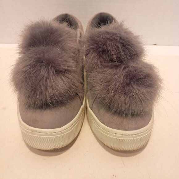 SAM EDELMAN Leya Sz 7.5US/37.5EU Gray Suede Faux Fur Pompoms Stringless Sneaker - Picture 3 of 12
